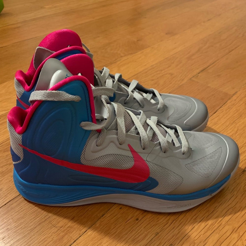Nike Zoom Hyperfuse Basketball Shoes